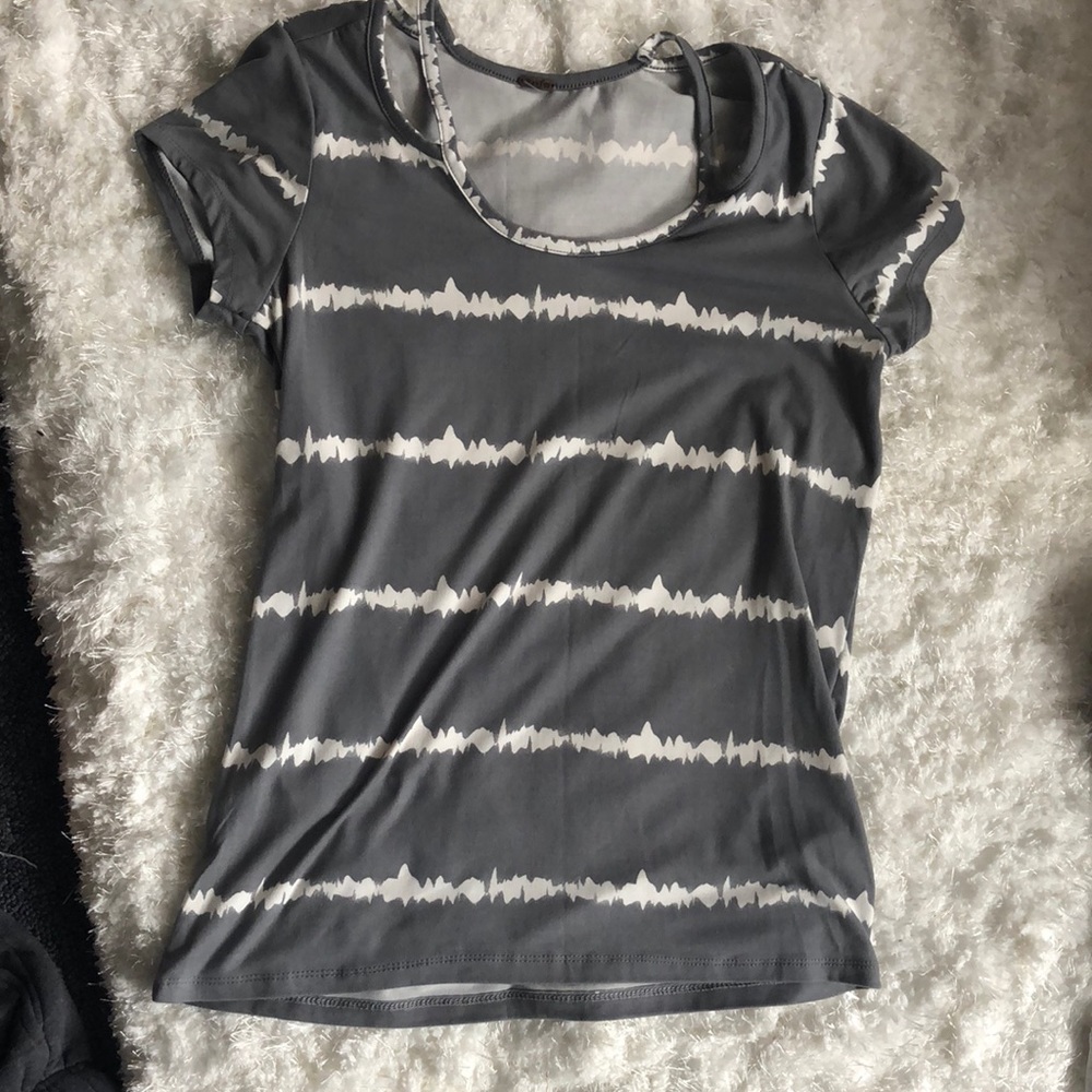 Gray and white poof top